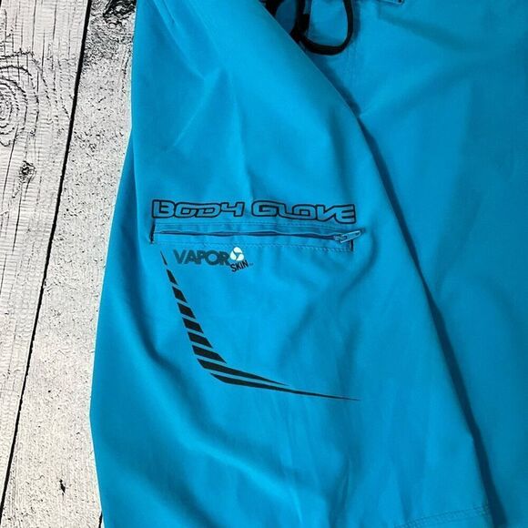 BODY GLOVE Board Shorts - Picture 2 of 8
